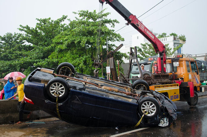 Cứu hộ xe tai nạn